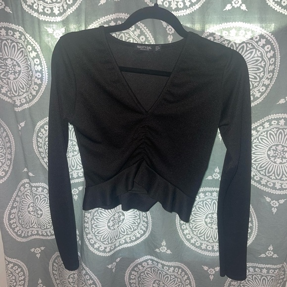 Nasty Gal Tops - Nasty Gal Frill Hem Long Sleeve Crop Top